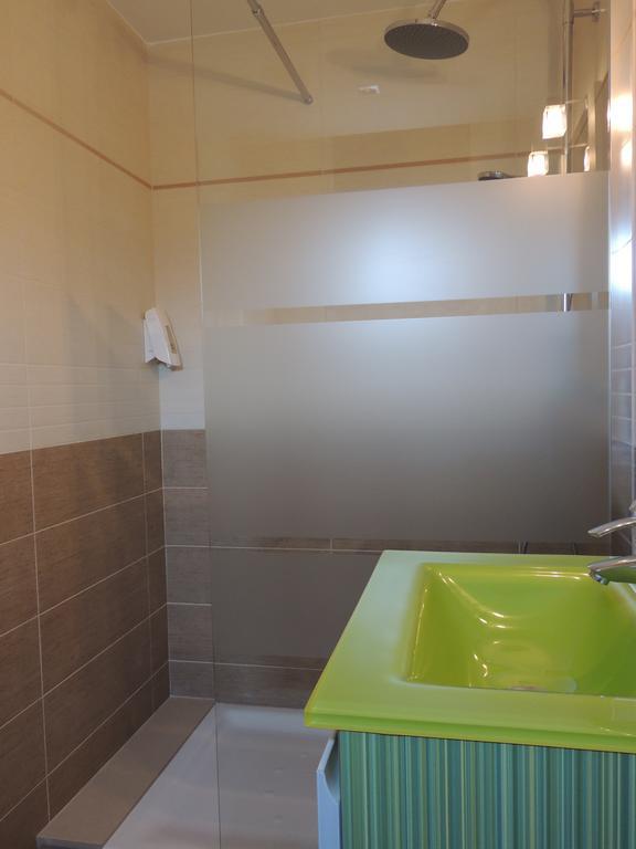 Apartaments Julia Pobla de Segur Pokoj fotografie