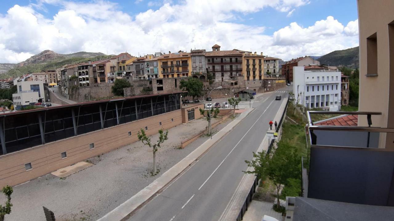 Apartaments Julia Pobla de Segur Exteriér fotografie