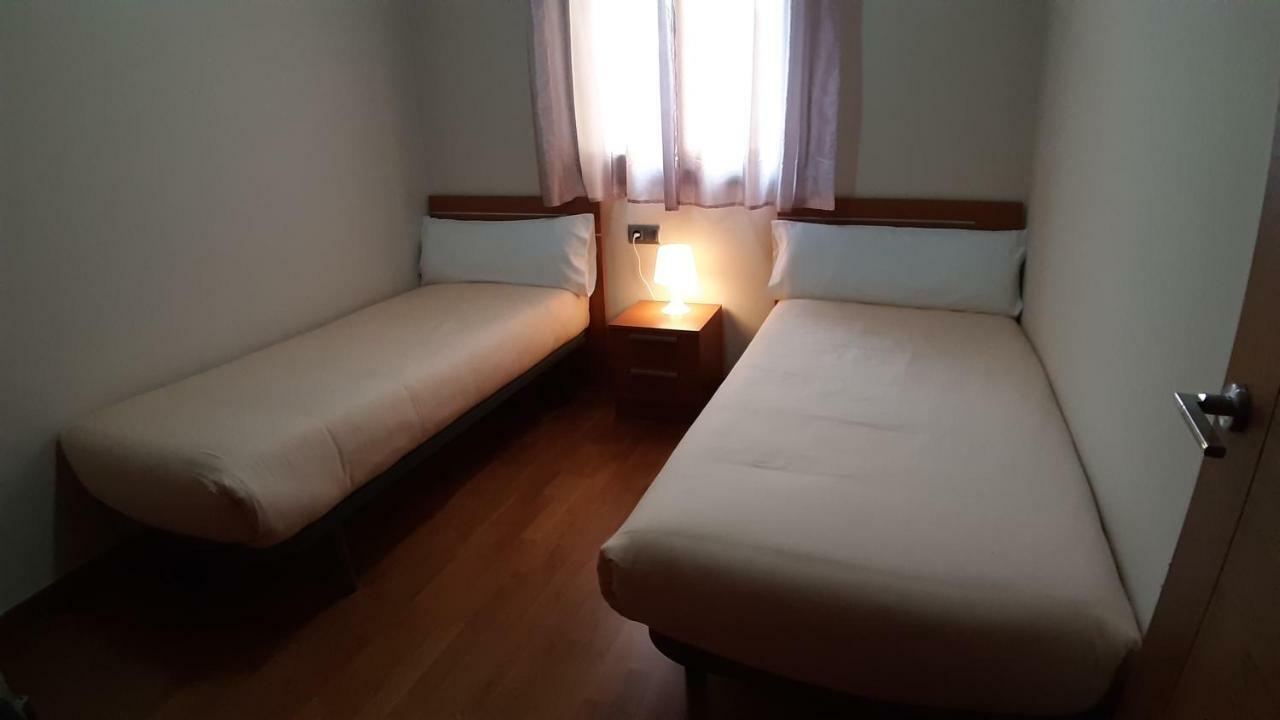 Apartaments Julia Pobla de Segur Exteriér fotografie