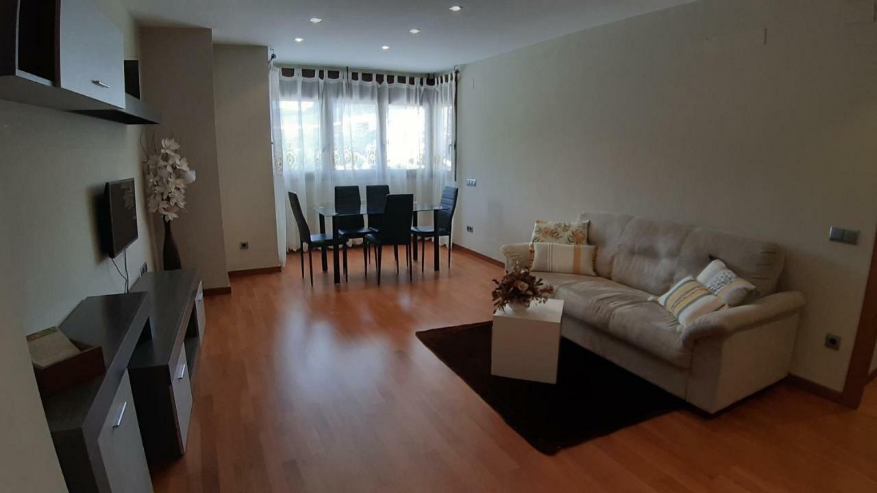 Apartaments Julia Pobla de Segur Exteriér fotografie