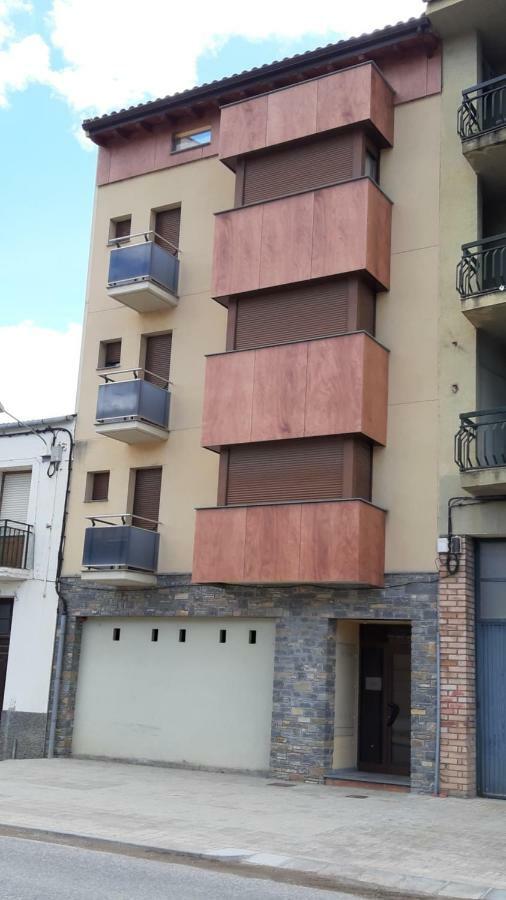 Apartaments Julia Pobla de Segur Exteriér fotografie