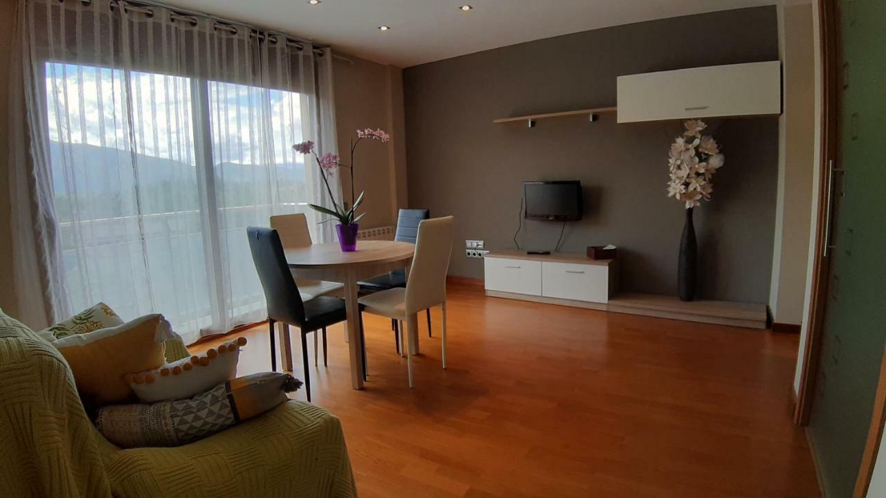 Apartaments Julia Pobla de Segur Exteriér fotografie